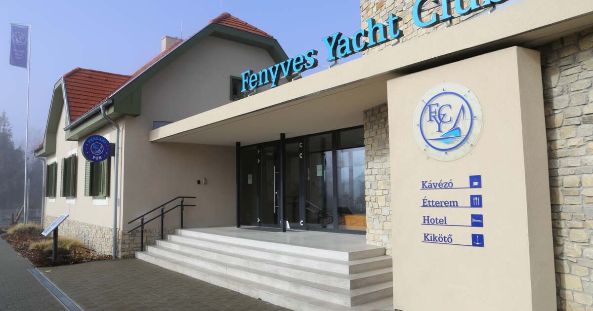 yacht club hotel balatonfenyves
