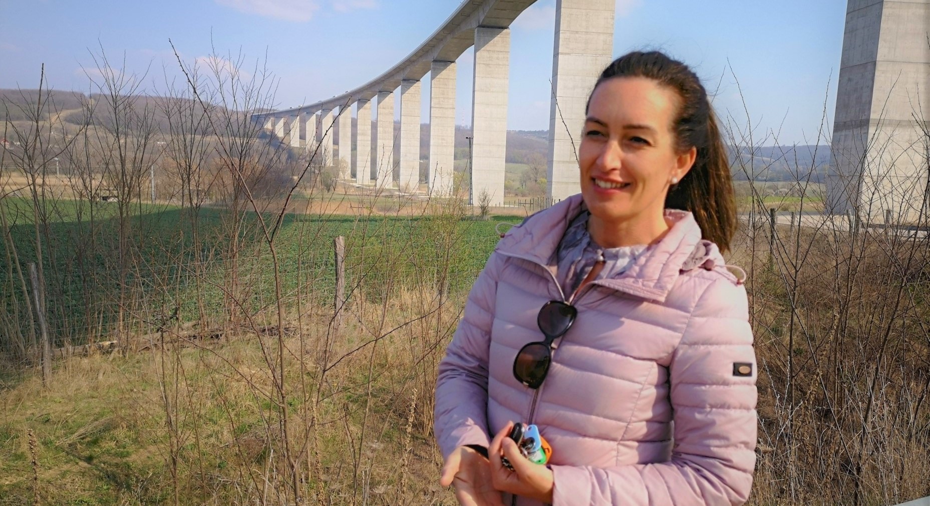 39 éves bombanő a viadukt hídmestere