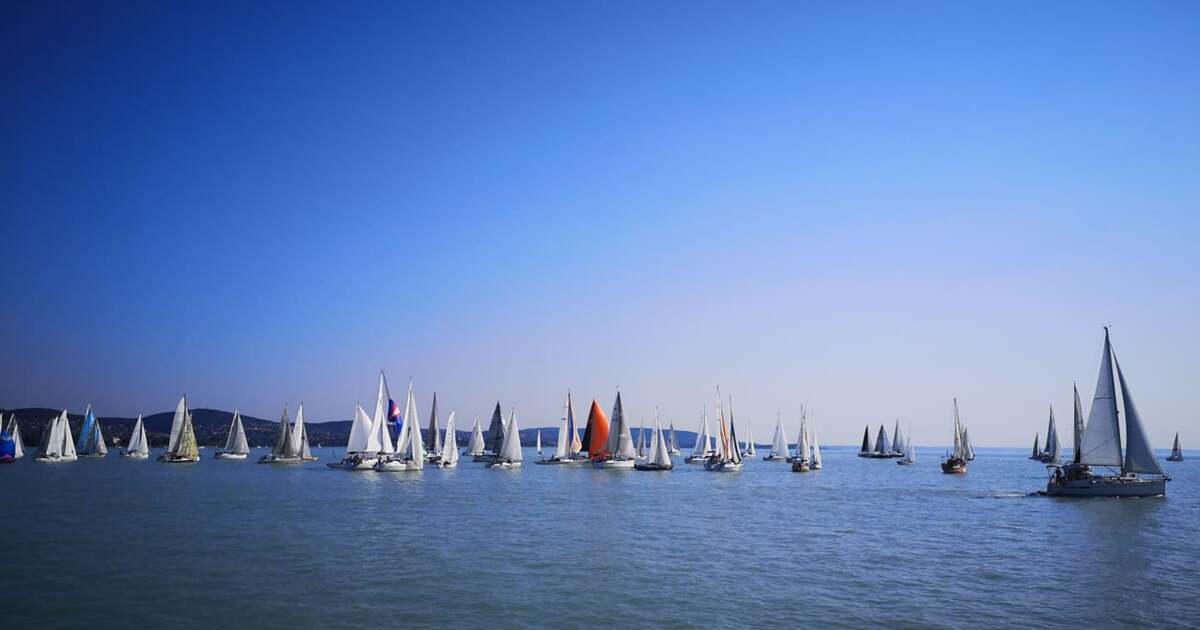 Elrajtolt a Kékszalag | LikeBalaton