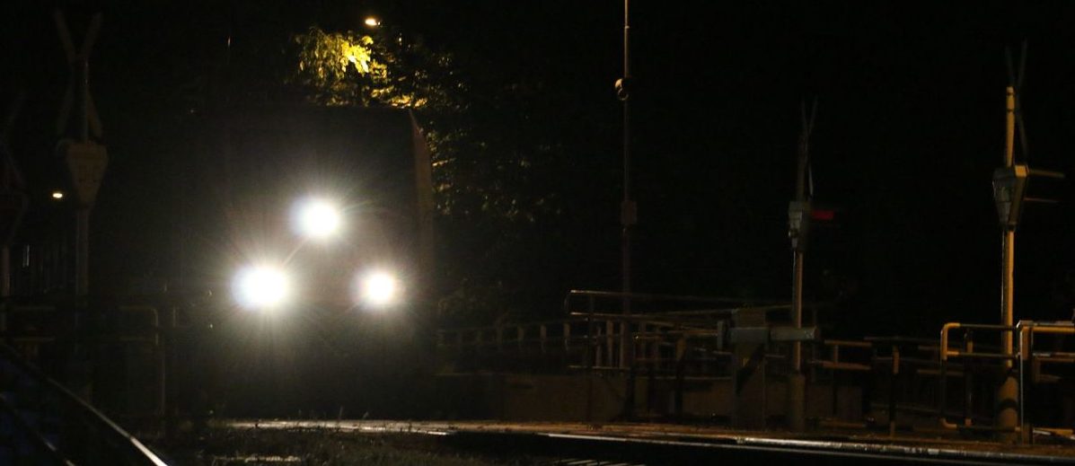 Halálos vonatbaleset történt éjjel a Balatonnál