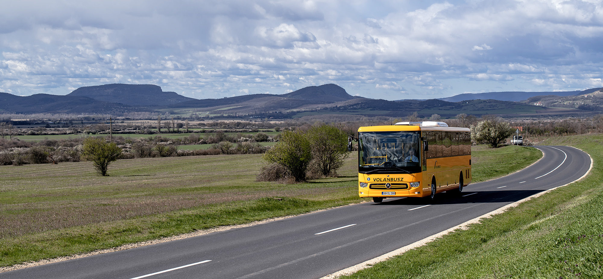 Vadonatúj Mercedes-Benz Volánbuszok közlekednek a Balaton régiójában is