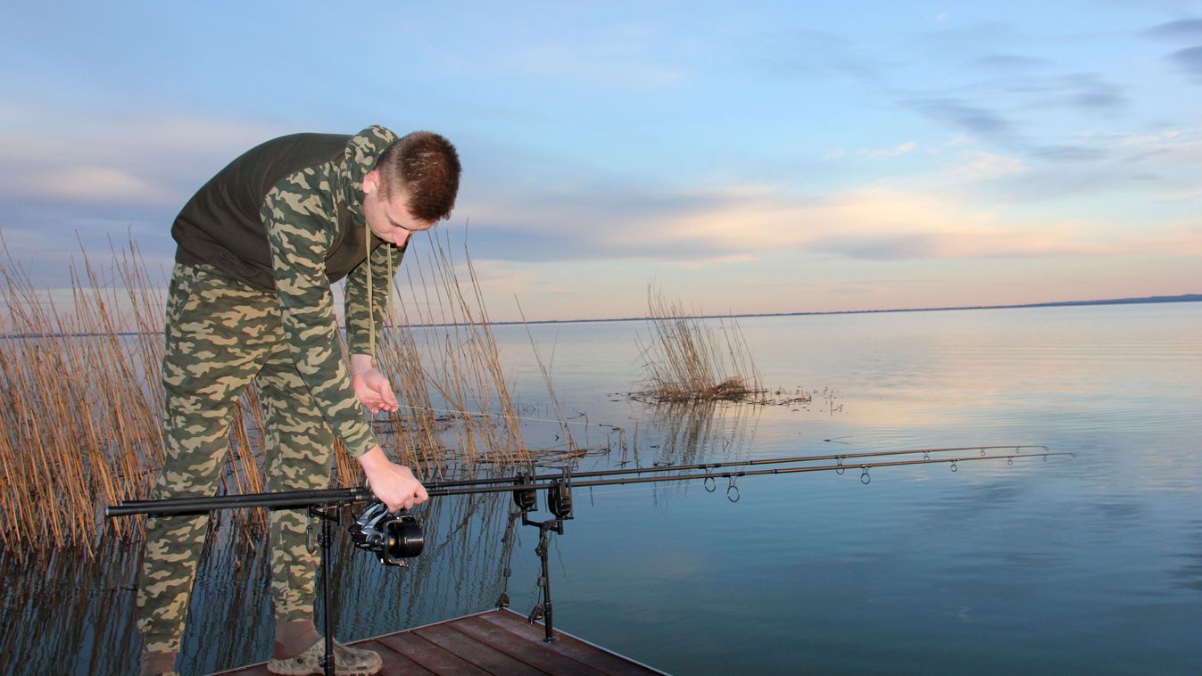 Ifjú horgász fogta idén az első balatoni halat