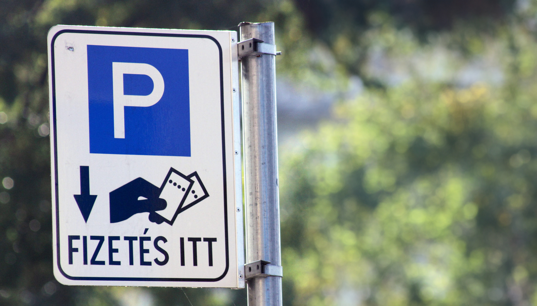 Már a nyári tarifák szerint kell fizetni a parkolást Siófokon